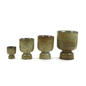 CHC2204FG - Taza Pequeña Marrón con Diseño de Puntos - 3 W x 3.5 H - Product Image 1