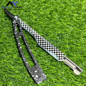 Navajas de Barbero con Recubrimiento de Papel Negro y Mango Elegante para Bigote, Navajas de Corte Personalizadas para Salón y Afeitado Profesional - Product Image 4