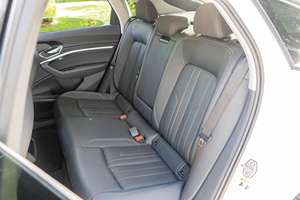 AUDI E-TRON SPORTBACK PREMIUM PLUS 2021 USADO, Volante a la Izquierda/Derecha - Product Image 2