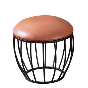 Asiento de terciopelo cómodo de estilo único, taburete de metal con acabado antiguo negro para cafetería y bar, uso regular, acabado brillante - Product Image 6