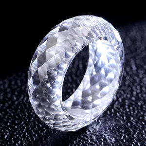 แหวนเพชรทองคำขาวสังเคราะห์เม็ดเดียวทรงโมโนลิธิก ได้รับการรับรองจาก IGI สีขาว F หรูหรา มีทุกขนาดให้เลือก - Product Image 6