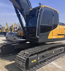 Excavatrice sur chenilles Hyundai 225 d'occasion, 22 tonnes, prix avantageux, à vendre. - Product Image 6