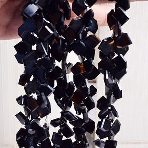 Perles de pierres précieuses d'onyx noir fantaisie Scalene coupe à facettes en vrac pour la fabrication de bijoux-collier Bracelet artisanat fournitures de bricolage - Product Image 5