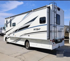 Autocaravana W-I-N-N-E-B-A-G-O RV I-N-T-E-N-T 31P Modelo 2019 USADA EN BUEN ESTADO, Alto Rendimiento, 36 pies de Largo, 2000 kg de Carga Útil, Color Oscuro, en Venta - Product Image 3