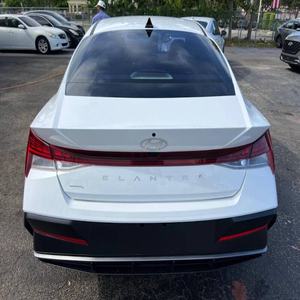 Hyundai Elantra SEL 2023 d'occasion en excellent état - Product Image 3