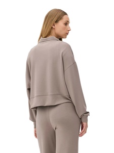 Sudaderas de algodón 100% de invierno recortadas de gran tamaño a la moda para mujer estilos de Sudadera con capucha y logotipo frontal de manga corta - Product Image 6