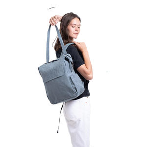 Durable Stylish Large-Capacity Multifunctional Plaid Pattern Canvas Maternity Diaper Bag Waterproof Baby Travel Bag High Quality - Product Image 4