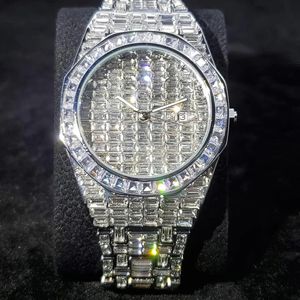 Reloj de Moissanita Antiguo de Negocios, Cuadrado, Aprobado por el Probador de Diamantes |   Reloj de Lujo VVS con Esfera de Cristal con Diseño de Esqueleto y Cristales, Venta al por Mayor - Product Image 1