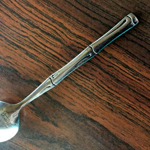 Cuillère de mariage élégante en acier inoxydable de l'Inde pour la maison Hotelware Vaisselle et ustensiles de cuisine Ensembles de cuillères à dessert idéaux - Product Image 3