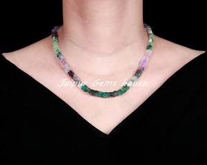 Venta caliente Natural Multi Fluorita Forma de cubo liso Cuentas 6-7mm Cuentas de piedra natal de diciembre para la fabricación de joyas Collar para regalo - Product Image 1