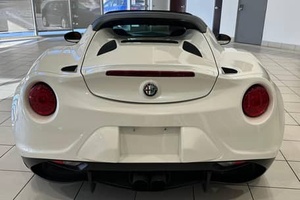 AL-FA ROMEO 4C SPIDER 2016 - Product Image 6