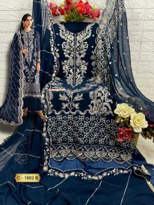 Elegancia seductora: Shalwar Kameez bordado con Georgette pesado con parte inferior e interior de Santoon opaco, perfecto para cada aspecto - Product Image 4