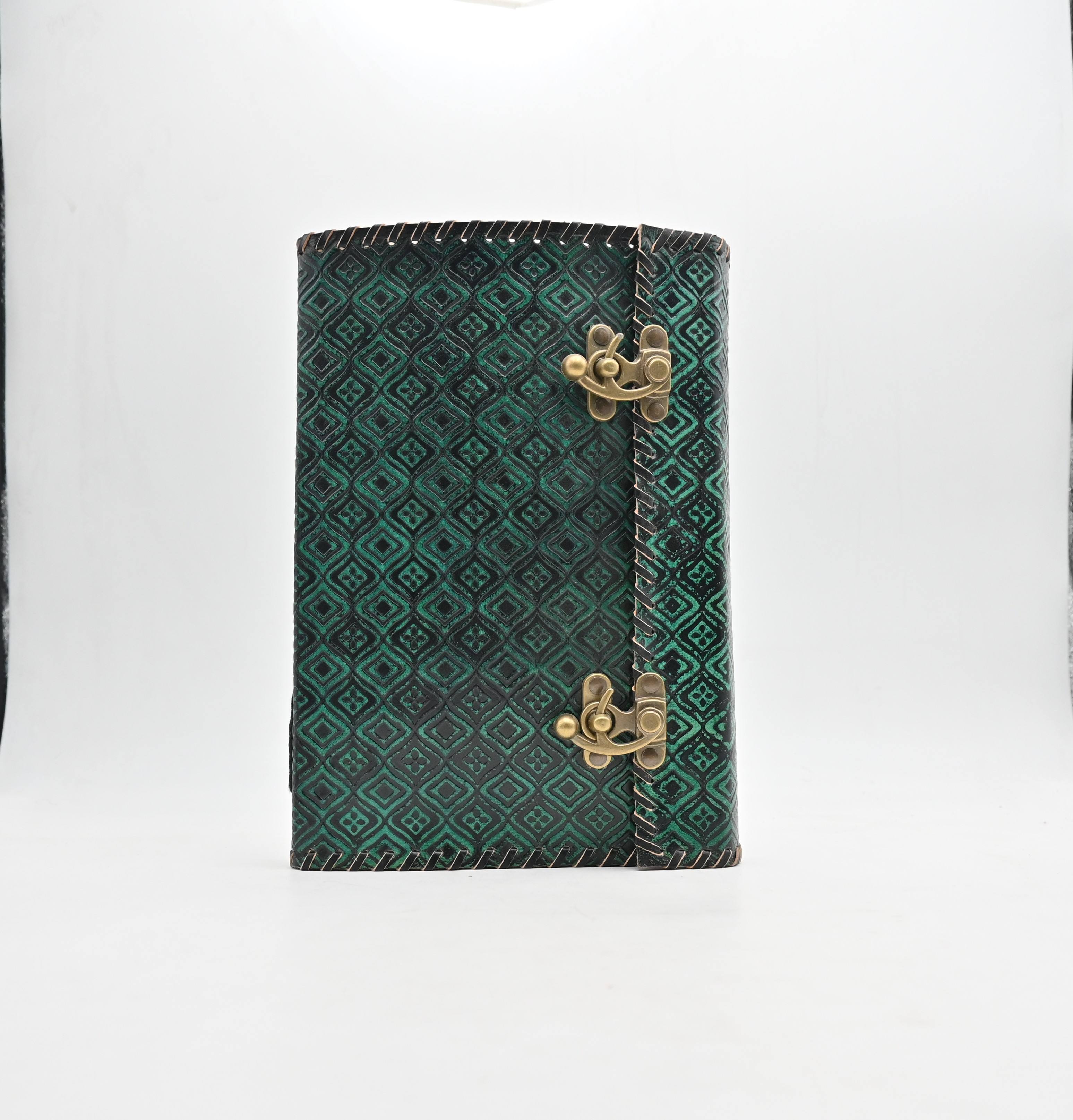 สีเขียว