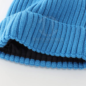 Gorro de Punto Ajustable Personalizable de Alta Calidad en Oferta para Hombres y Mujeres, Cálido para el Invierno al Aire Libre - Product Image 5