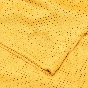 Shorts en maille de couleur unie anti-rides de nouvelle conception pour hommes, de qualité supérieure, séchage rapide, shorts en maille pour hommes pour un usage décontracté - Product Image 4