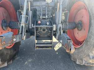 Tractor M126GXDTC 2015 - Tractor Utilitario de Alta Potencia para Agricultura Profesional - Product Image 2