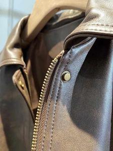 Vestes en cuir véritable conçues sur mesure pour les femmes de grande taille avec veste de pilote en tissu doux et confortable mode d'usine en gros - Product Image 3