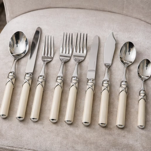 Couverts à finition miroir Couverts en acier inoxydable poli Couverts résistants à la rouille Couverts en acier inoxydable de qualité alimentaire Premium - Product Image 3