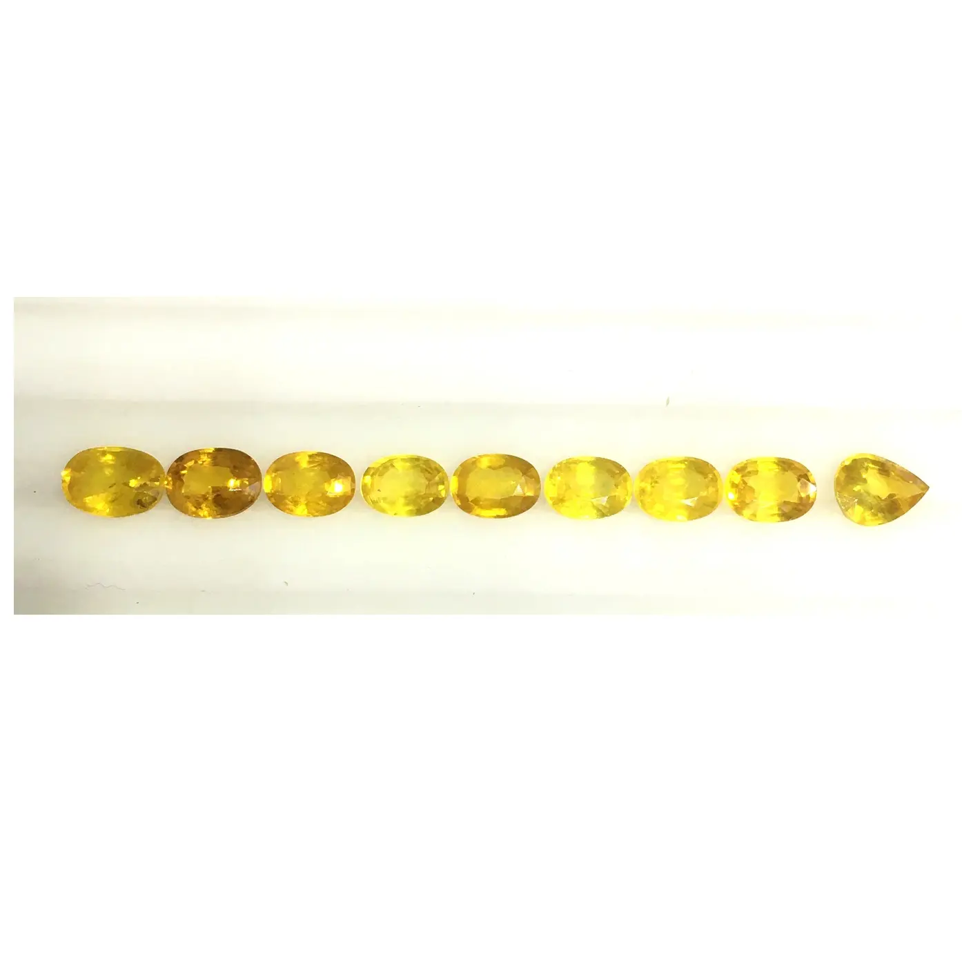 Migliore qualità ovale forma di pera giallo zaffiro sciolto gemma di pietra calibrata anello dimensione zaffiri giallo gemma di pietra per la fornitura in tutto il mondo