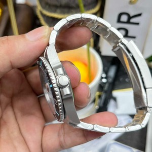 Montre Automatique pour Homme de 41mm avec Boîtier en Acier Inoxydable Cadran Bleu T Lunette en Céramique Verre Saphir Affichage de la Date Mécanique de Luxe W - Product Image 5