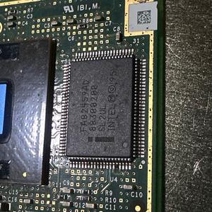 Processeur 1 cœur pour Xeon Dual Pentium MMX AM4 64 bits, Or, non testé, à démonter, avec 15 Mo de cache L2 et 1 Mo de cache L3 - Product Image 3