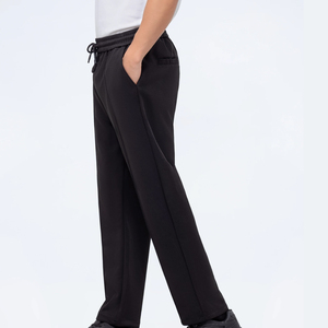 Pantalon de jogging pour homme léger et décontracté, design personnalisé, vêtement de sport pour mouvements actifs, coupe élégante, tissu durable - Product Image 6