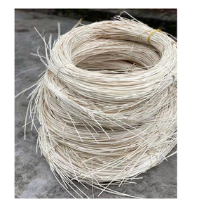 Núcleo de ratán natural seleccionado de Vietnam, ideal para proyectos de bricolaje y suministros artesanales de gran volumen - Product Image 1