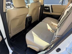 CLEAN 2019 To-yo-ta 4 _ Runner Limited 4WD - Product Image 3