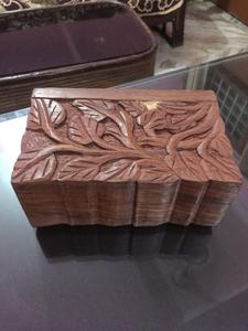 Cajas hechas a mano de madera personalizadas, grabadas a mano con diseños de hojas, ideal para usar como cajas de joyería adecuada para reventa - Product Image 2