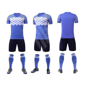 Uniforme de Fútbol Sublimado de Alta Calidad para Hombre, Diseño Sólido, para Ropa Deportiva, Logotipo Personalizado, Uniformes de Fútbol Ligeros - Product Image 2