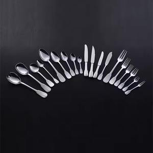 Ensemble de couverts en or mat de qualité supérieure, couverts élégants pour les restaurants, les hôtels et les événements, utilisation en restauration, vente en gros en provenance d'Inde - Product Image 3