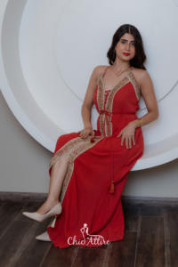 Robe longue rouge A-Line avec broderie dorée complexe Robe éthique Design licou Parfait pour les événements en soirée et les soirées d'été - Product Image 6