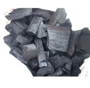 质量最好的黑色木炭块和棍子烧烤