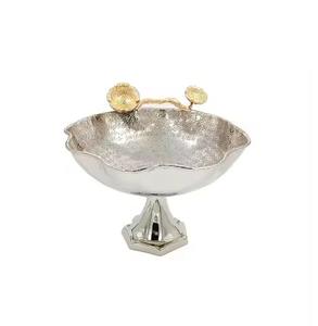 Bol de service unique en acier inoxydable avec finition argentée, parfait pour les repas, les célébrations festives et les événements culturels - Product Image 1