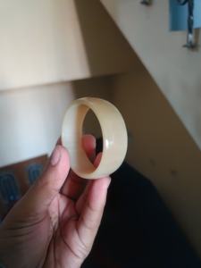 Bracelets élégants faits à la main en corne de buffle imperméable pour femmes, naturels, polis, légers et tendance, accessoire de mode. - Product Image 6