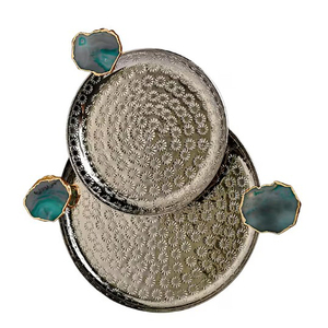 Lot de 2 formes rondes en métal robuste, fini argent brillant, design unique, gravé avec poignée pour plateau de service - Product Image 1