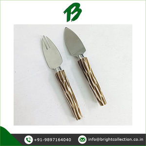 Nouveau Stock Arrivée de Dernières Couverts de Luxe Hôtel Restaurant Utilisation Fabriqué en Inde Antique Résine Poignée Fromage Ensemble avec Logo Personnalisé - Product Image 2