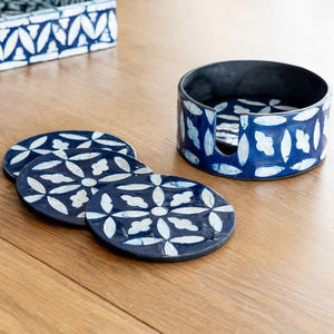 Ensemble de dessous-de-verre ronds en nacre faits à la main avec mosaïque géométrique indigo, dessous-de-verre décoratifs en coquillages, protection de table - Product Image 4