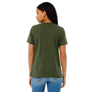 Airlume – T-Shirt à manches courtes et col en v pour femme, en coton peigné et avec anneau, simple, vert militaire, 100% oz, 4.2 - Product Image 3