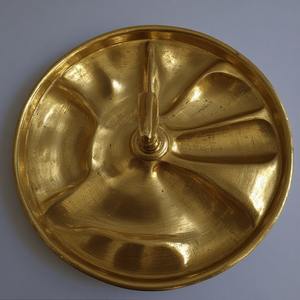 Assiette de chargeur ronde de luxe en aluminium et verre fabriqués à la main serveur de fruits secs trois compartiments finition or Antique pour la décoration intérieure - Product Image 6