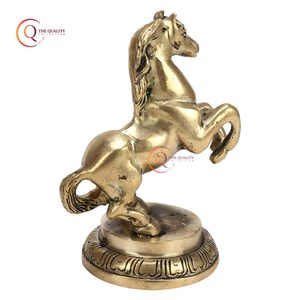 ประติมากรรมรูปปั้นสัตว์ที่สง่างามสำหรับการตกแต่งห้องนั่งเล่นสไตล์สวนกลางแจ้งและการตกแต่งภายในด้วยอุปกรณ์โลหะที่ทำด้วยมือ - Product Image 3