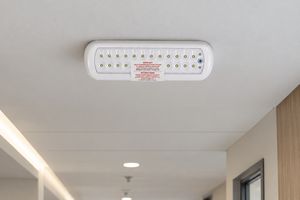 อัลฟาแม็กซ์ ไบรท์-เอ็กซ์ ไฟฉุกเฉิน LED พร้อมแบตเตอรี่สำรอง 3-5 ชั่วโมง ไฟนิรภัยอัตโนมัติ มาตรฐาน IP40 ป้องกันไฟลุก - Product Image 2