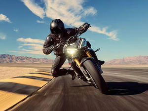 Disponibles Ahora: Motocicletas Speed Triples 1200 R-S 2025, Nuevas en Stock - Product Image 5