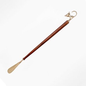 ที่ยกรองเท้าทำจากไม้และโลหะมีเอกลักษณ์ที่มีด้ามจับดีไซน์แมวน่ารักเหมาะสำหรับการสวมใส่รองเท้าและการแสดงตกแต่ง - Product Image 3