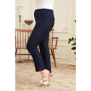 Pantalon en tissu bleu marine grande taille avec taille élastique et détail fendu à l'ourlet - Product Image 3