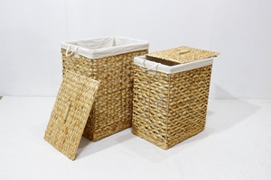 Artex Dong Thap Rustic Eco-Friendly Water Hyacinth Laundry <b>Hamper</b> with Lid and Liner - Product Image 4