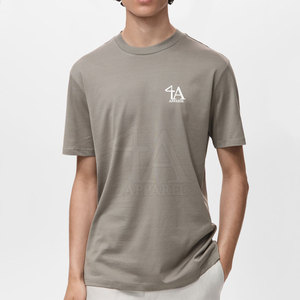 Camiseta cómoda y suave de tela 100% algodón para hombre con acabado limpio y estilo informal, ideal para usar el fin de semana o el uso diario - Product Image 2