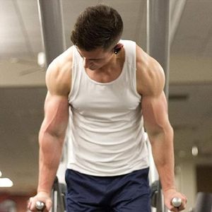 Débardeur à coupe ajustée pour hommes, vêtements de sport sans manches pour l'entraînement, musculation et équipement d'entraînement - Product Image 3