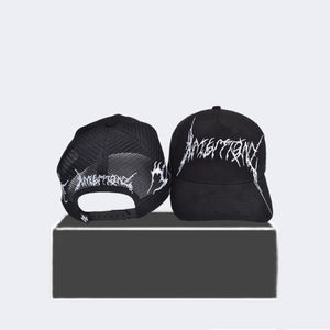 Casquette de baseball en toile et maille personnalisable OEM avec votre logo, 5 panneaux, patch brodé 3D, casquette trucker en velours suédé - Product Image 1