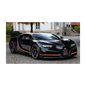 Bug-atti Centodieci con interpretación moderna del diseño clásico, motor W16 y rendimiento de superdeportivo - Product Image 2